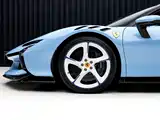 Photo 7 - Ferrari SF90