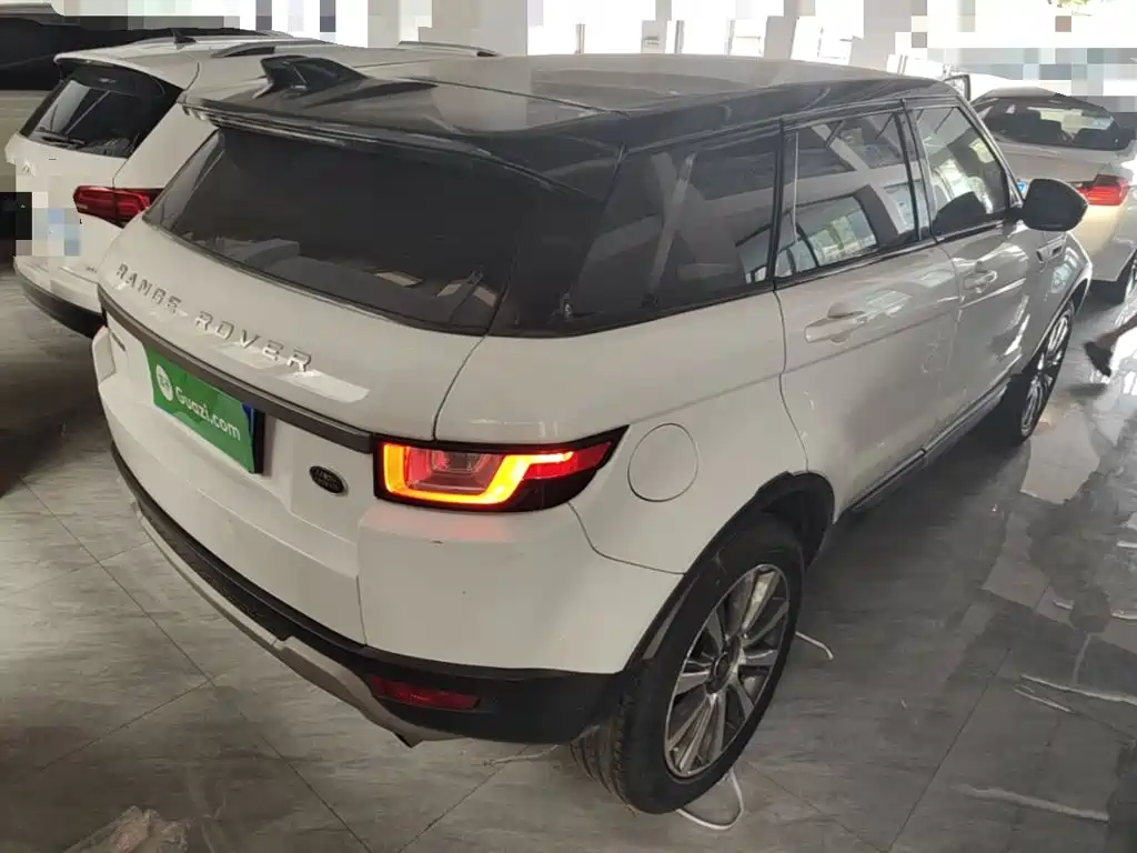 Photo 7 - Land Rover Range Rover Evoque
