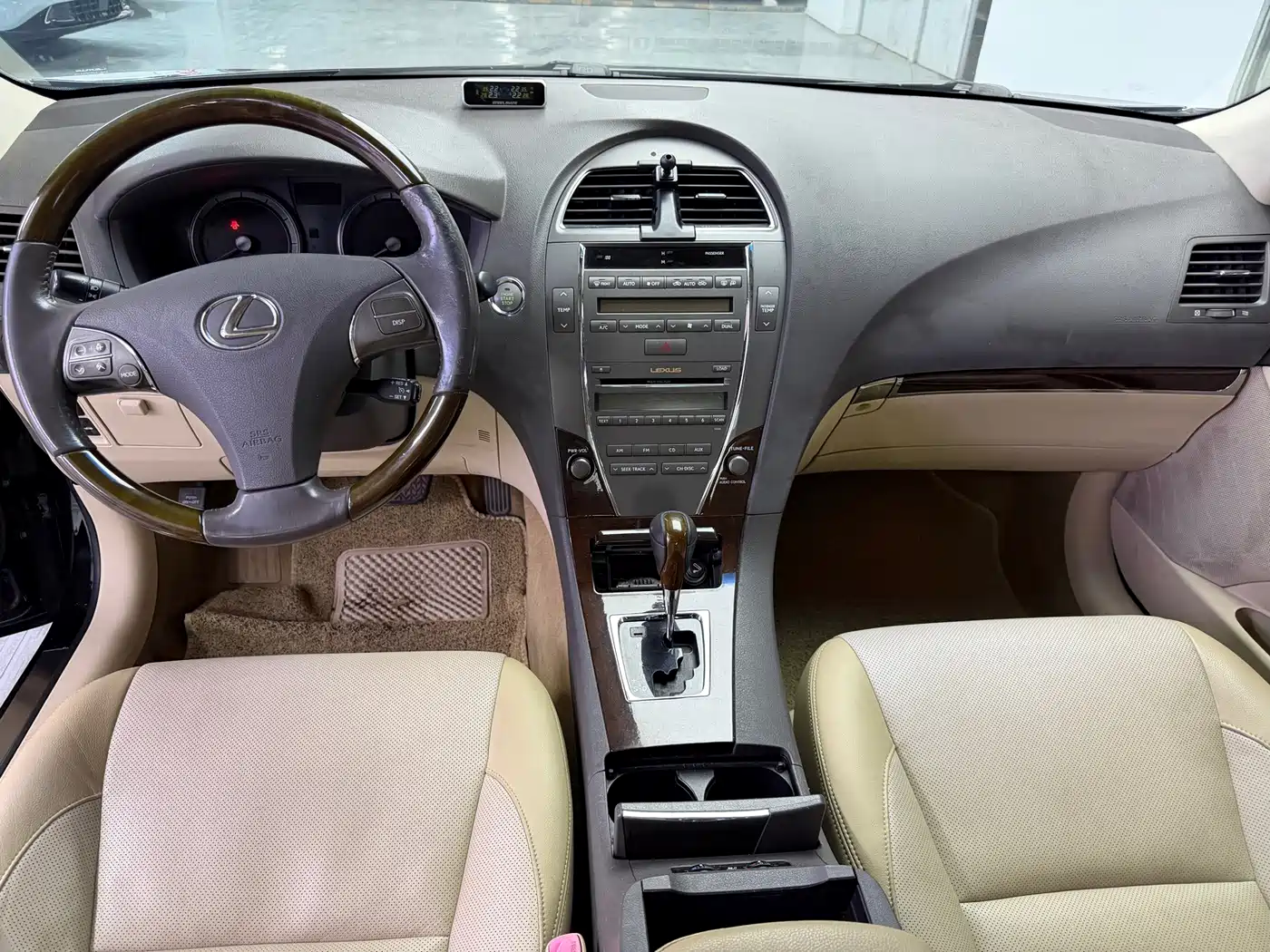 Lexus ES 2010 350 Elegance Edition фото 7