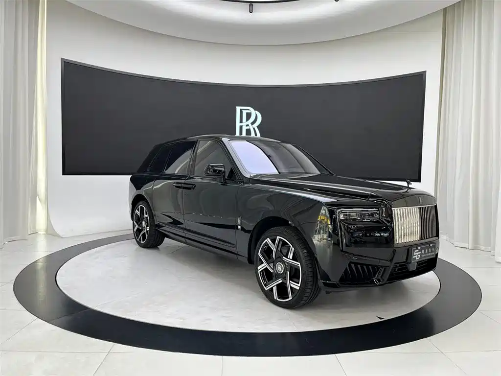 Rolls-Royce Cullinan 2026 2024 Black Badge