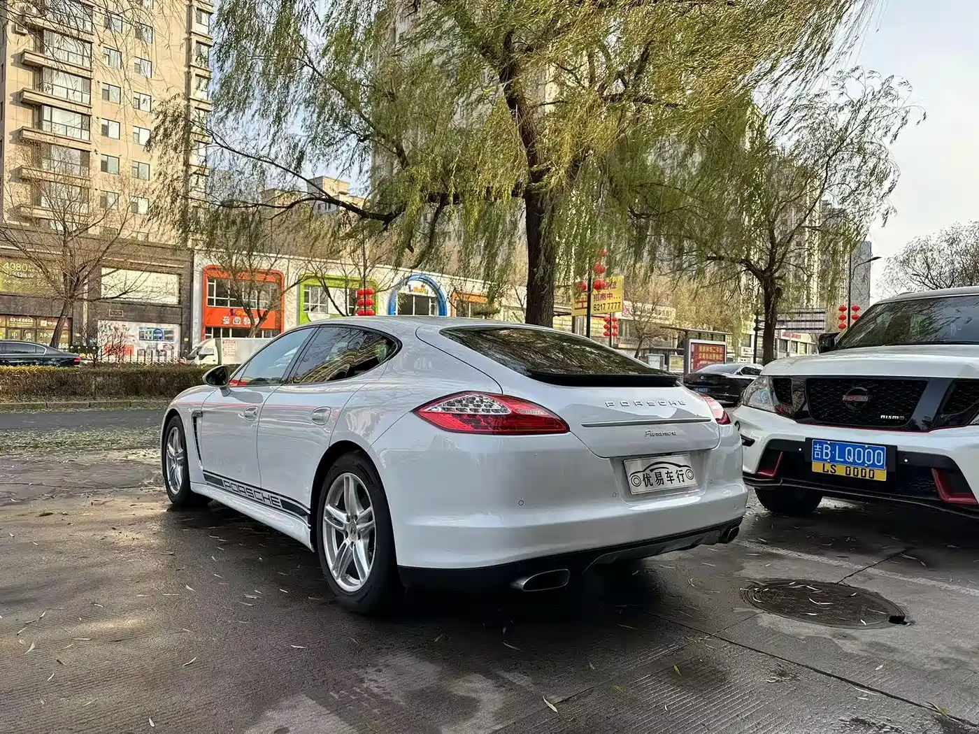 Porsche Panamera 2013 Panamera 4 Platinum Edition 3.6L фото 4