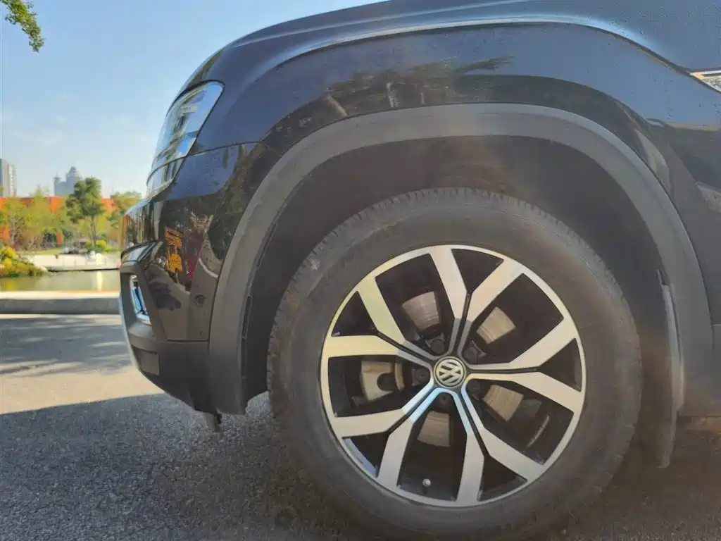Volkswagen Teramont 2017 330TSI 2WD Luxury фото 19