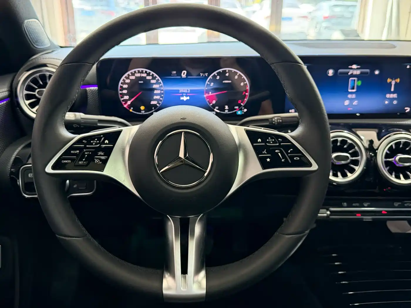 Mercedes-Benz A-Class 2023 A 180 L фото 7