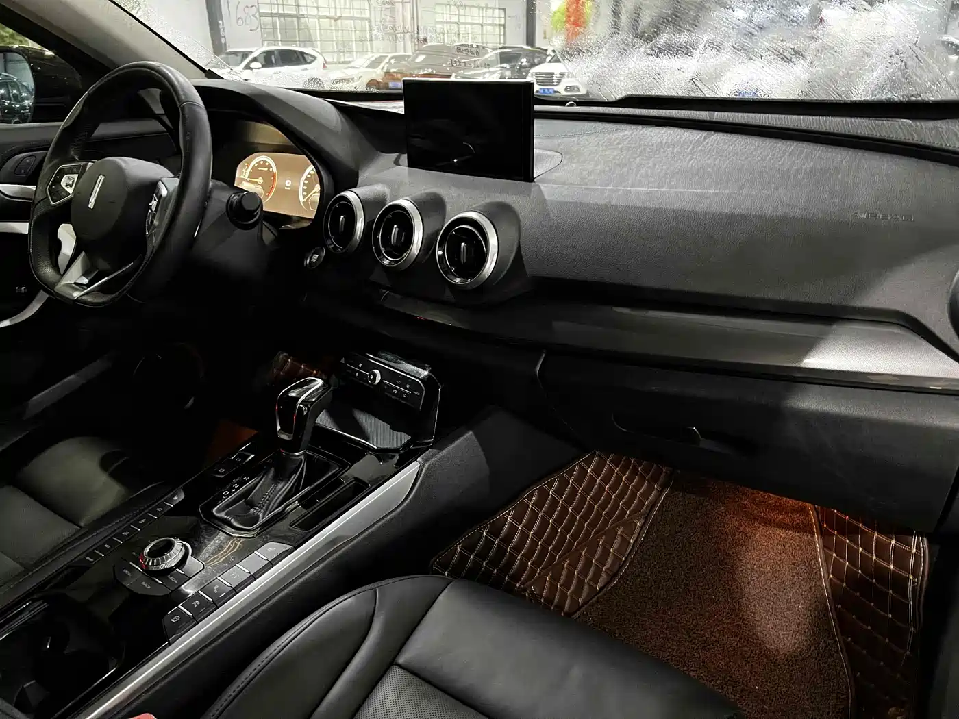 WEI PAI WEI BRAND VV7