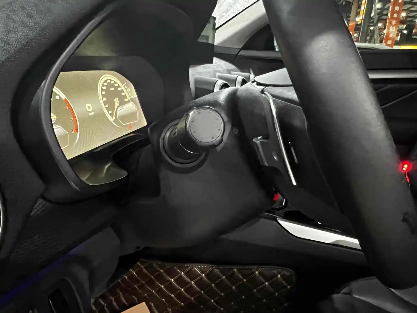 WEI PAI WEI BRAND VV7