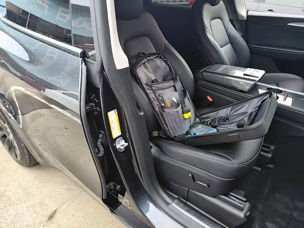 Фото 25 - Tesla Model Y