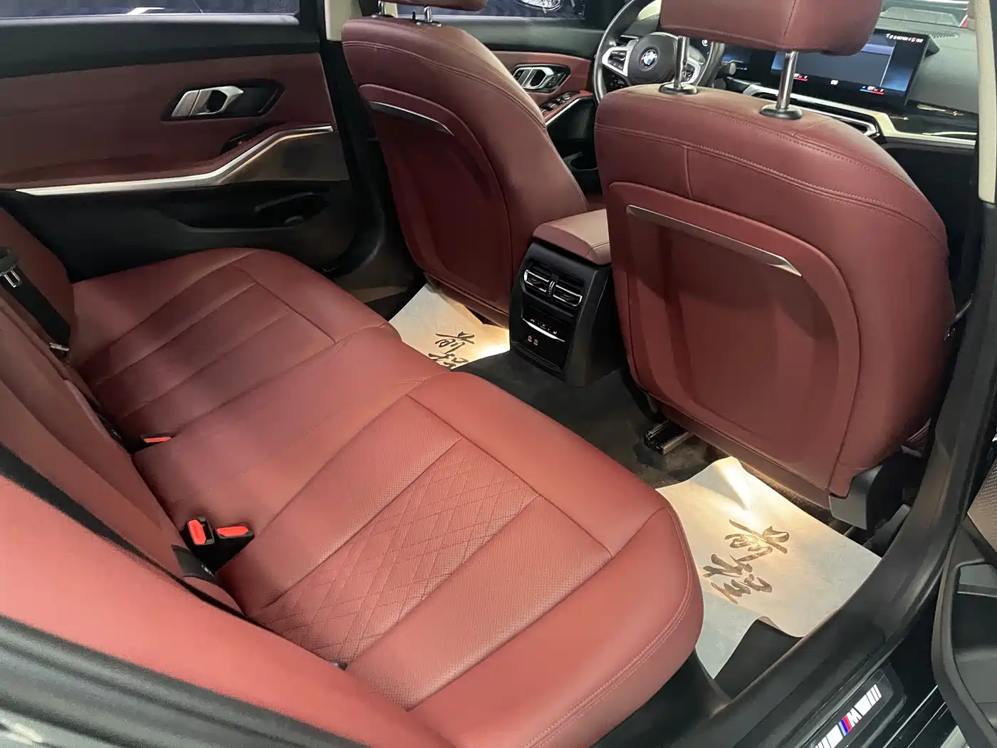 BMW 3 Series 2023 320Li M Sport Package фото 6