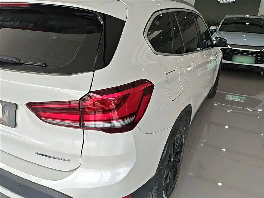BMW X1 2020 sDrive20Li Fashion Model фото 8