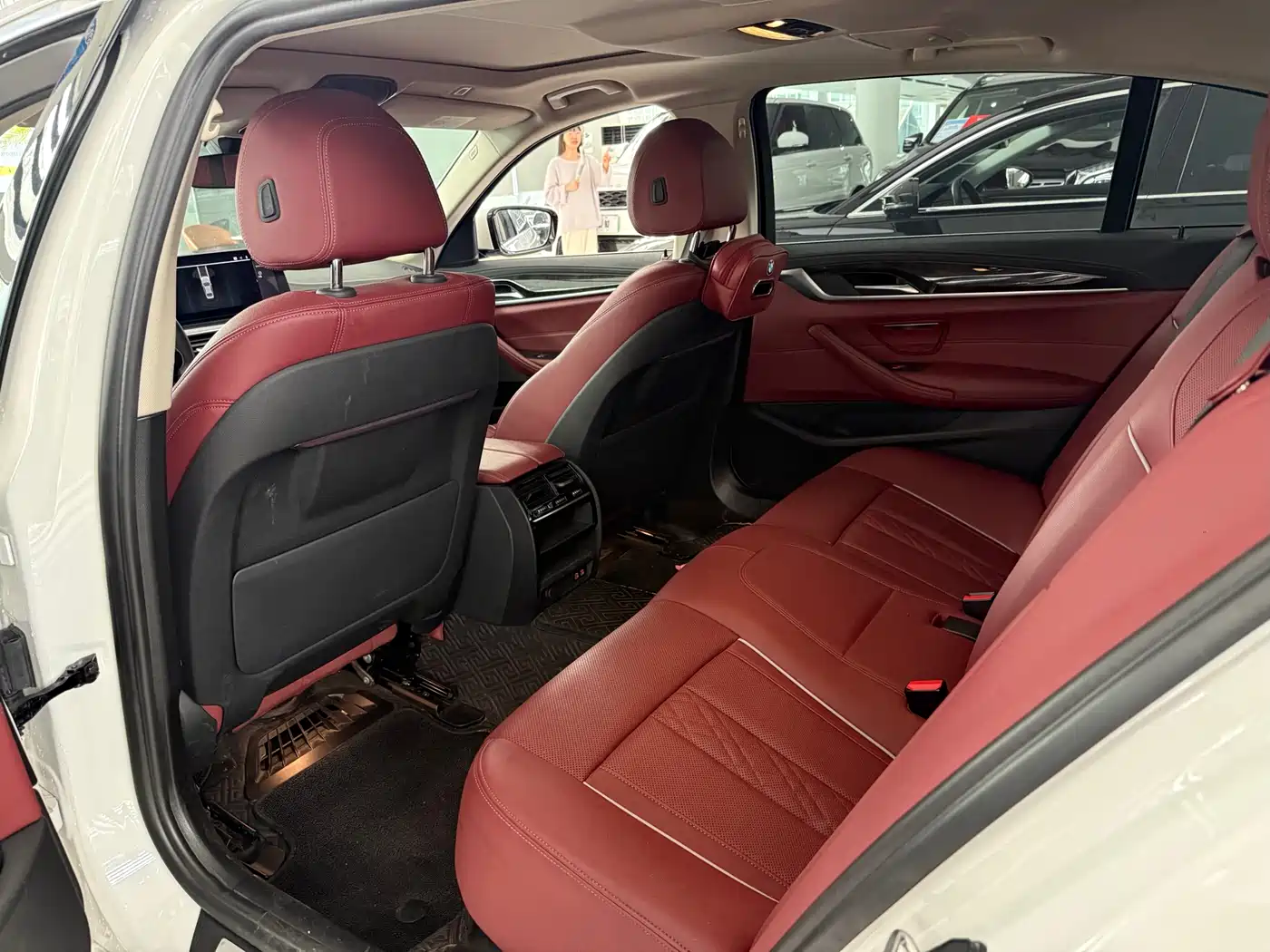 BMW 5 Series 2022 525Li Luxury Package фото 9