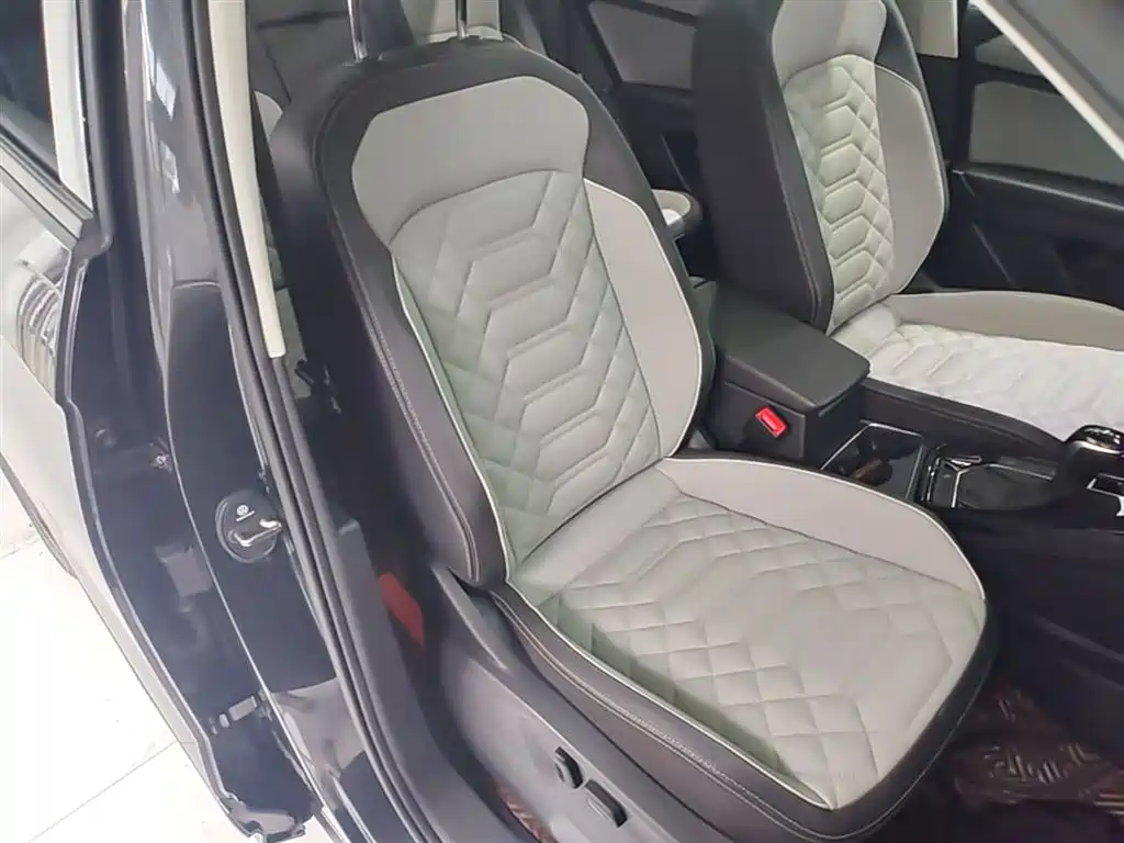 Volkswagen Tayron 2023 330TSI 2WD R-Line High-Performance Edition фото 25