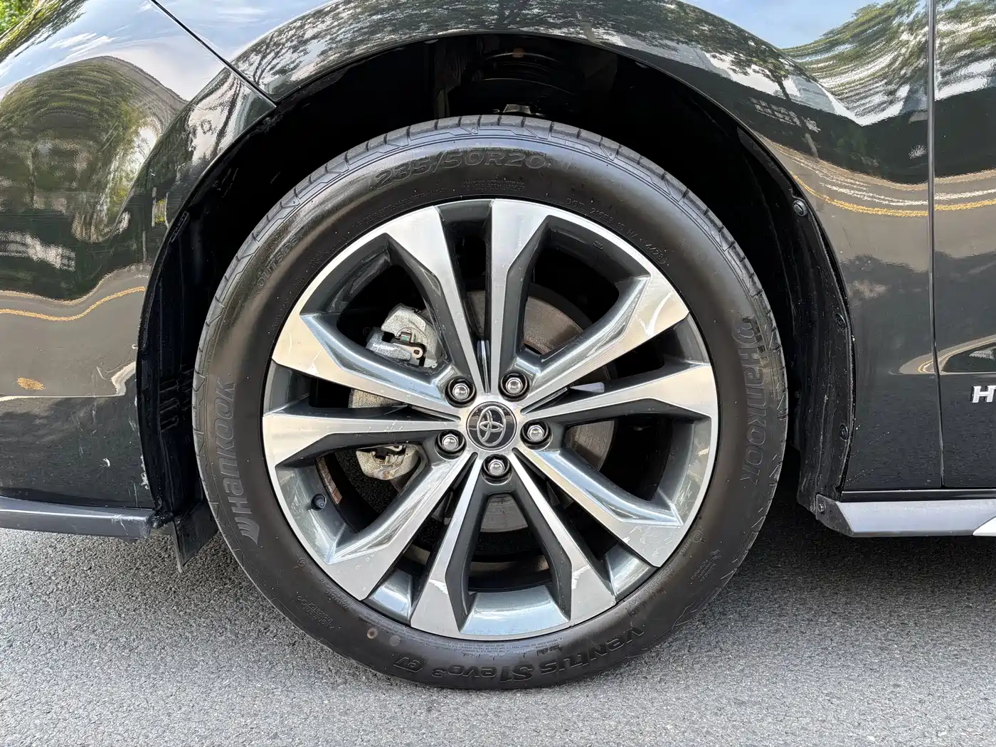 Toyota Granvia 2023 2.5L Hybrid Prestige PLUS Edition фото 7