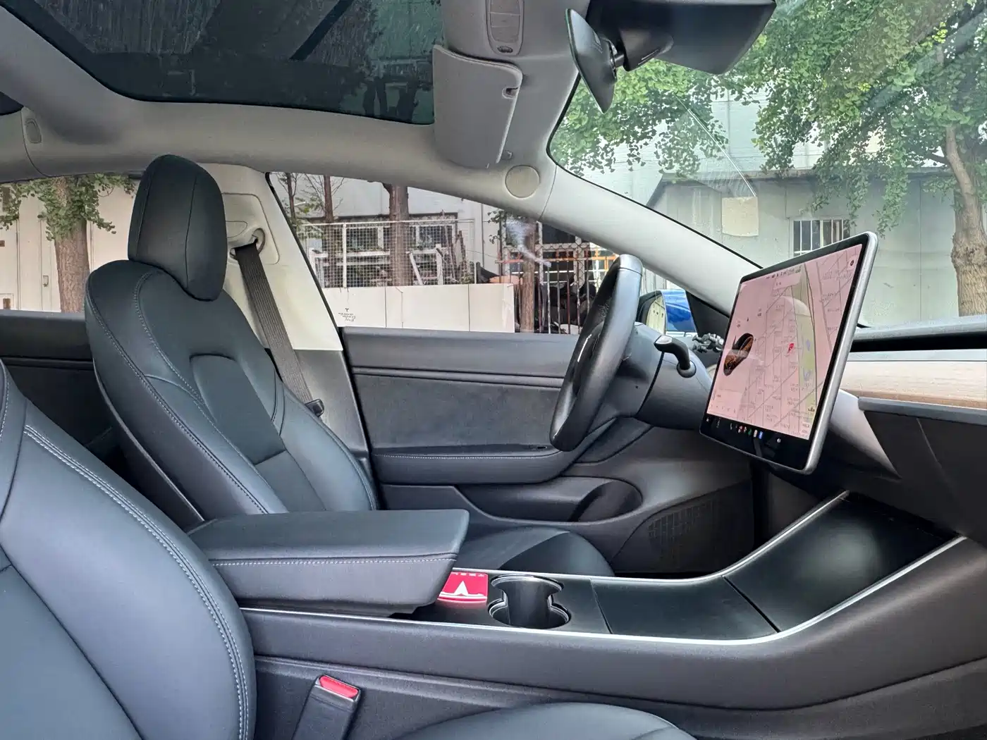 Tesla Model 3 (Import) 2019 2019 Long Range RWD Version