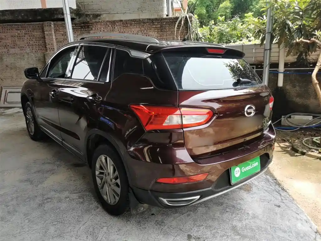 GAC Trumpchi Trumpchi GS4 2015 200T G-DCT Comfort Edition фото 5