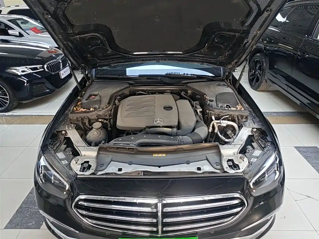 Mercedes-Benz E-Class 2023 E 300 L Fashion фото 20