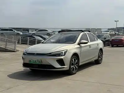 Roewe ER6