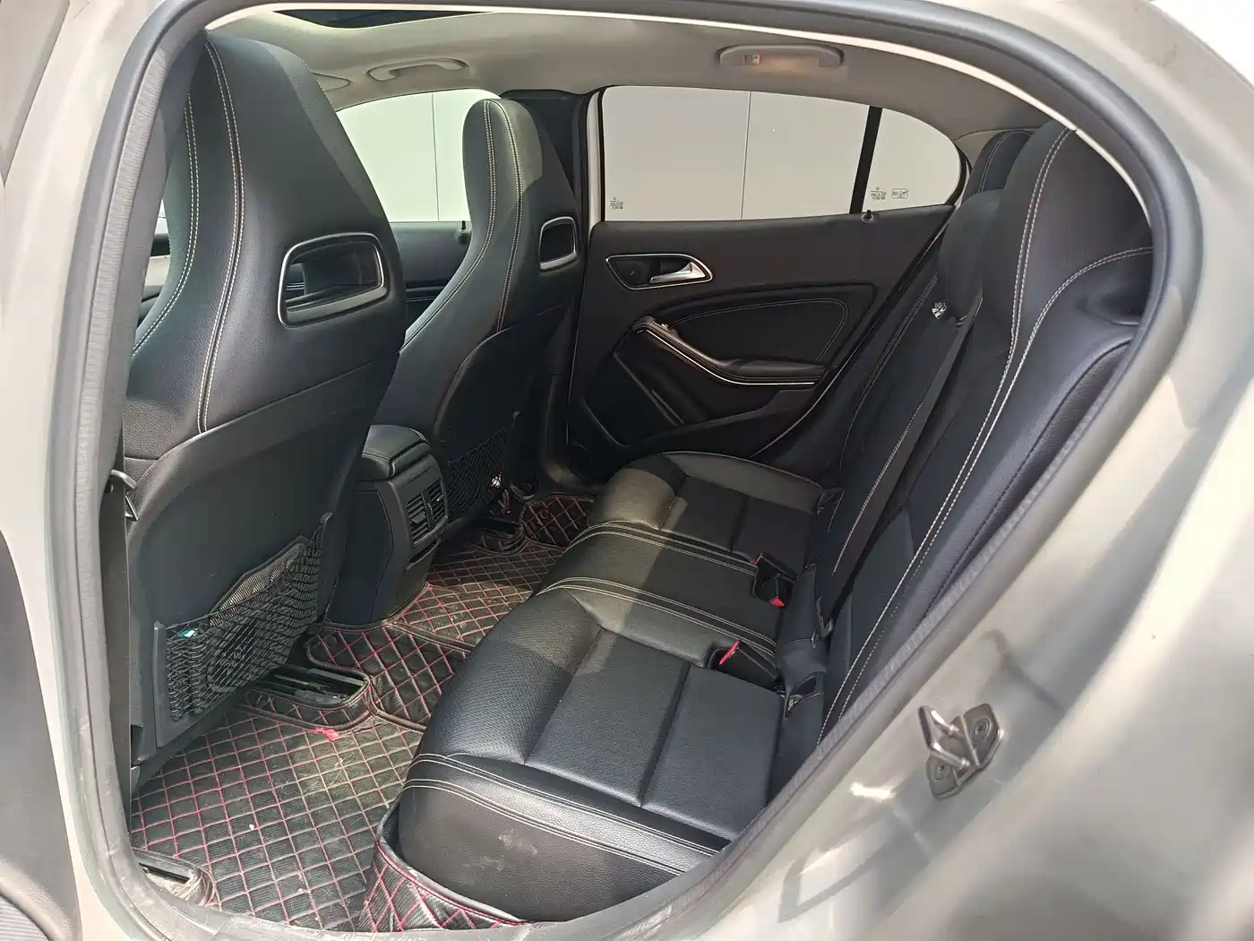 Mercedes-Benz GLA 2019 GLA 200 Dynamic фото 8