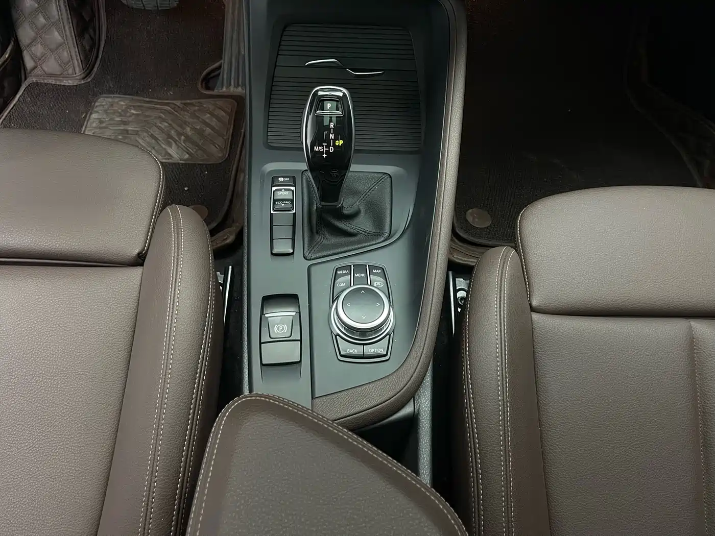 BMW X1 2021 sDrive25Li Leading фото 9