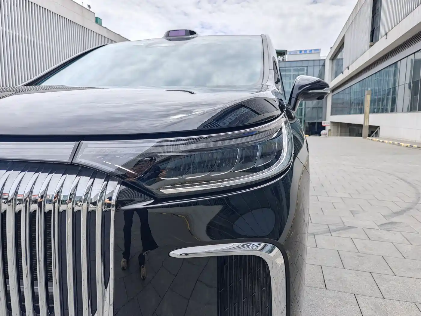 Voyah Auto Voyah Dreamer 2025 PHEV AWD Flagship Qian Kun Edition фото 2