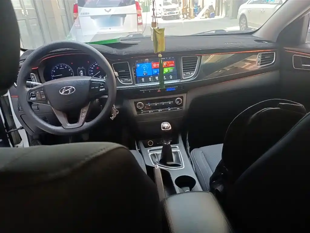 Hyundai Mistra 2014 1.8L Manual Comfort GL фото 10