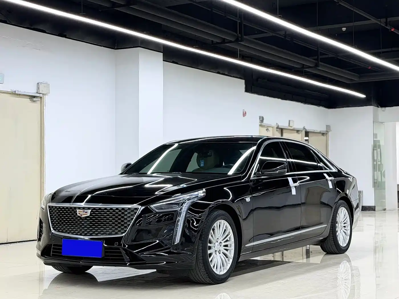 Cadillac CT6 2019 28T Fashion Model