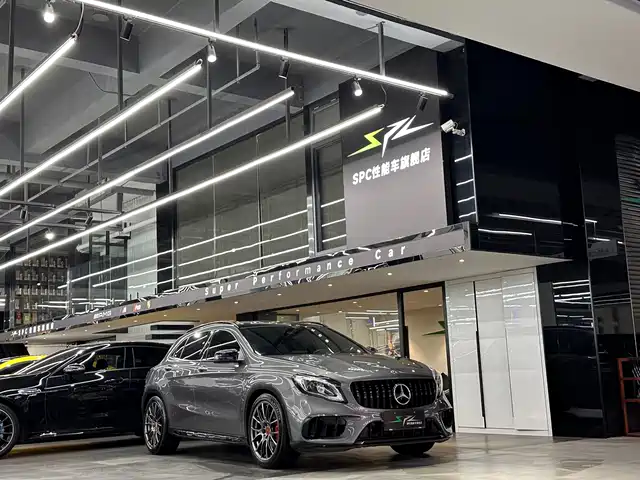  Mercedes-Benz Mercedes-Benz GLA AMG 2017 AMG GLA 45 4MATIC