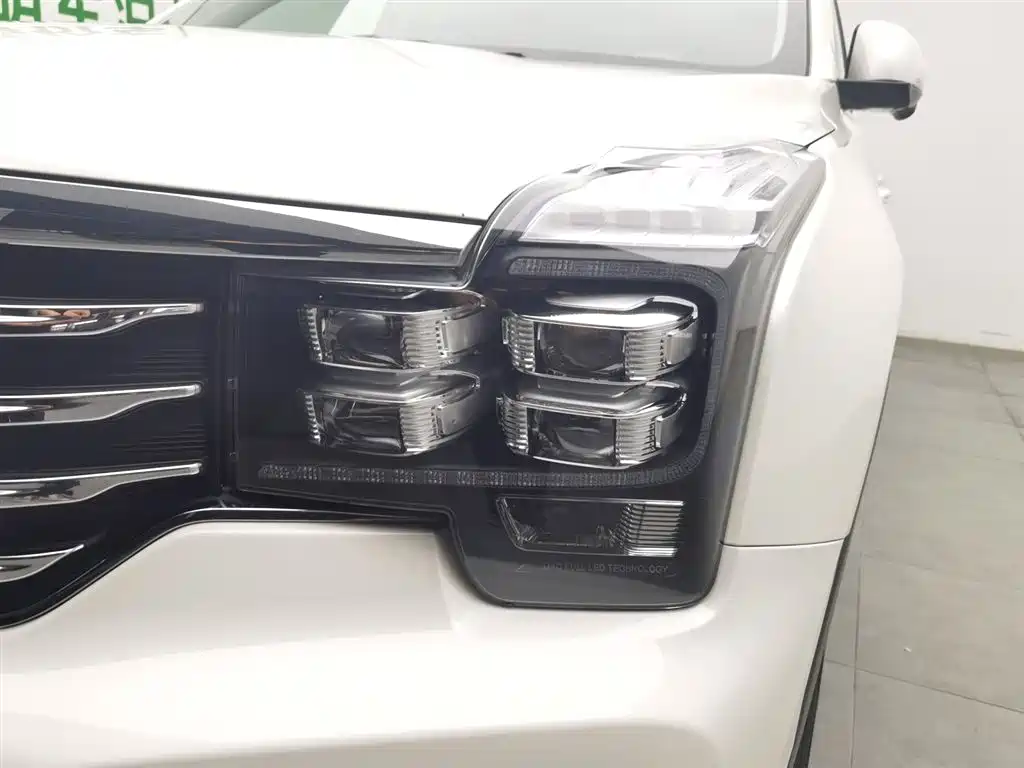 GAC Trumpchi Trumpchi GS7 2017 320T 2WD Luxury Smart Connect фото 7