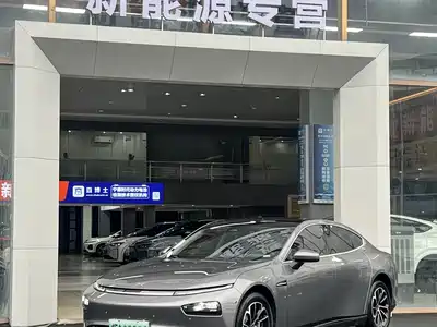 Xpeng P7