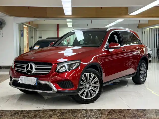 MERCEDES-BENZ GLC