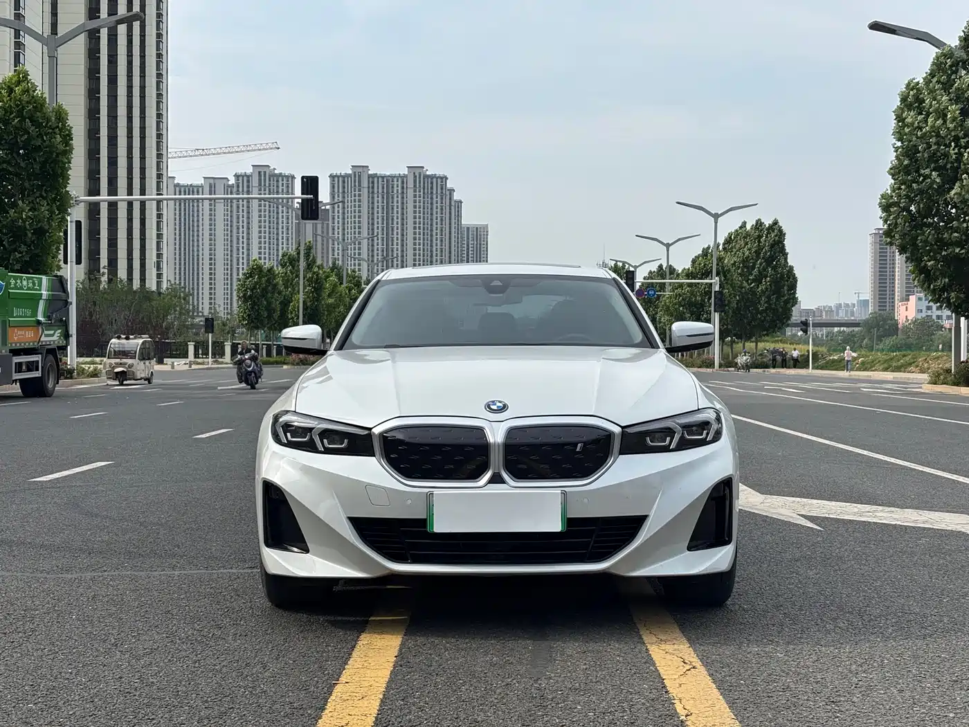 BMW i3 2024 eDrive 35 L фото 2