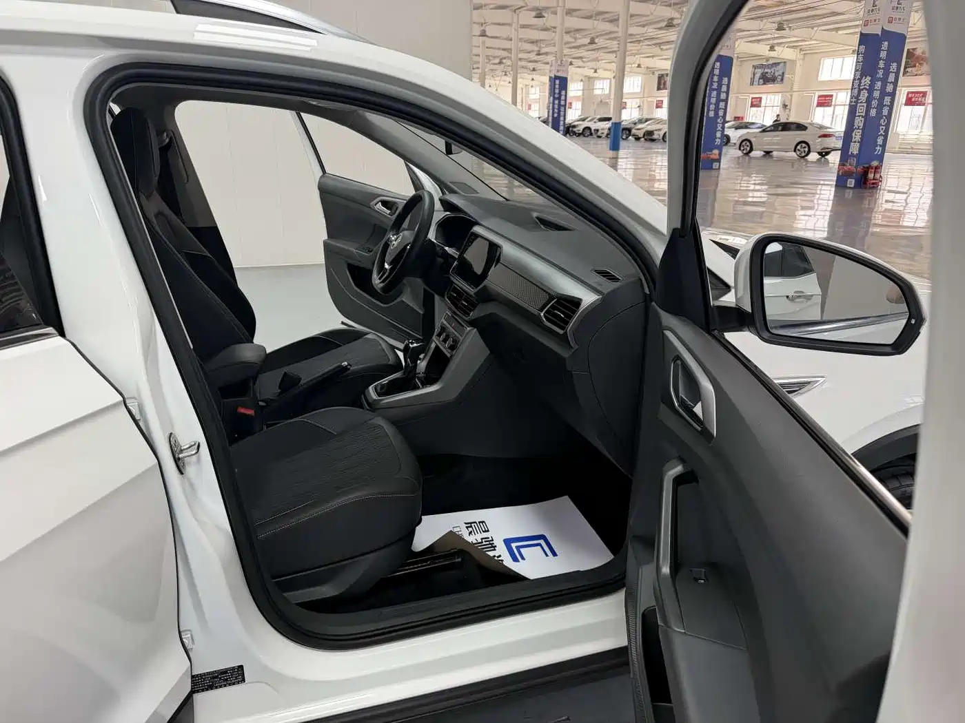 Volkswagen T-Cross 2021 280TSI DSG Comfort Edition фото 13