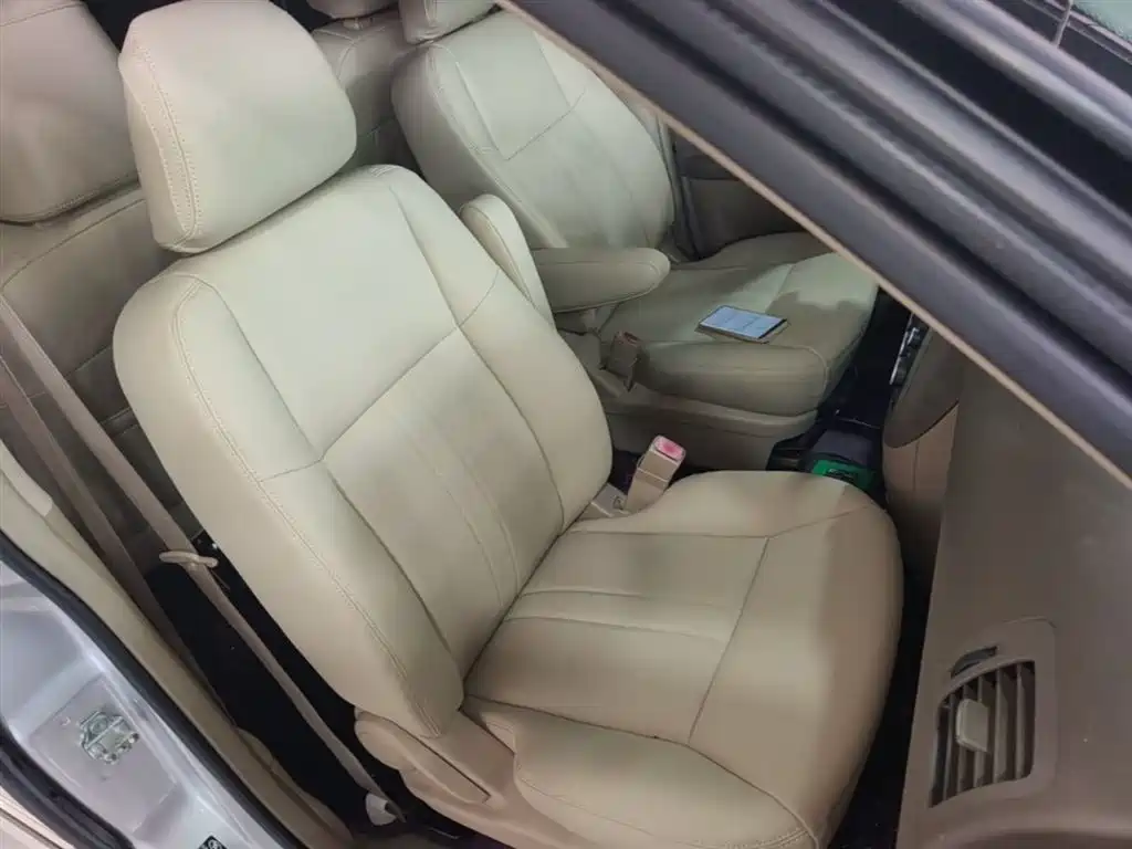 Buick GL8 2014 2.4L Classic Edition фото 25