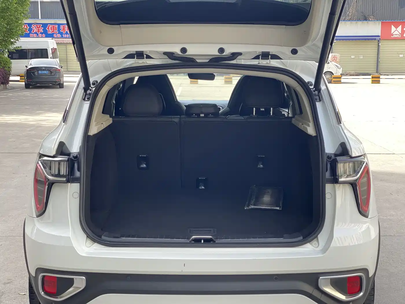 Lynk & Co 01 2017 2.0T 2WD Pro Version фото 5