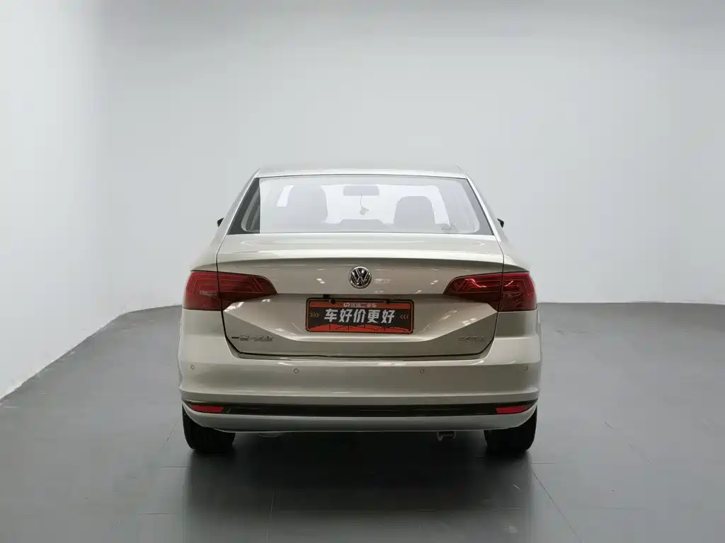 Фото 4 - Volkswagen Bora