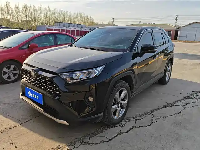 TOYOTA RAV4 RONGFANG