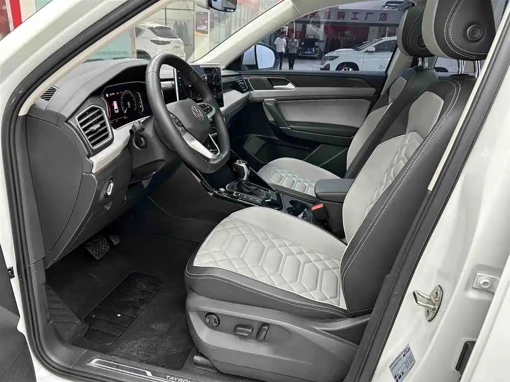 Volkswagen Tayron 2023 280TSI 2WD Luxury Plus Advanced Edition фото 11