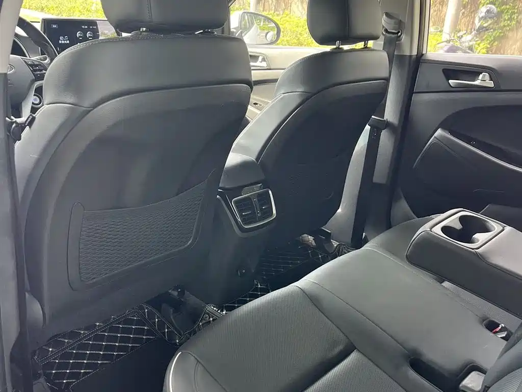 Hyundai Tucson 2019 280TGDi Dual Clutch 2WD Progressive Edition China V фото 5