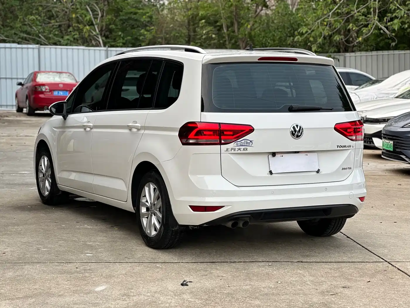 Volkswagen Touran 2016 Touran L 280TSI DSG Elegance фото 16