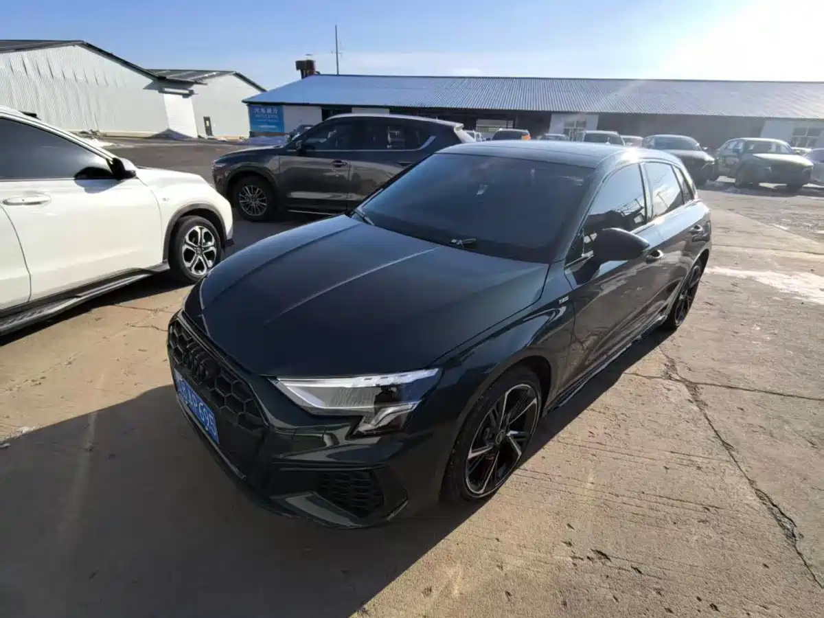 Audi A3 2023 Sportback 35 TFSI Fashion Sport фото 3