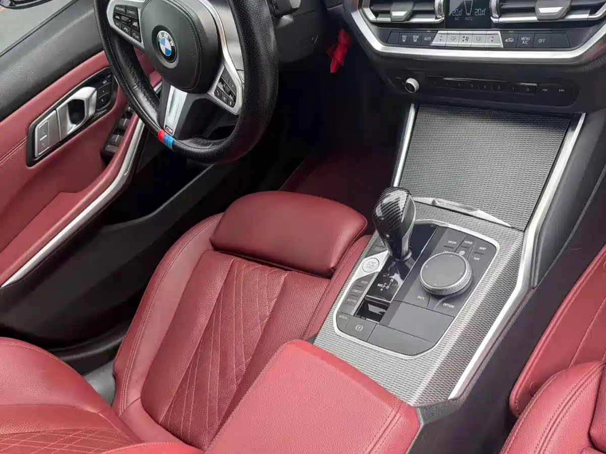 Фото 10 - BMW 3 Series