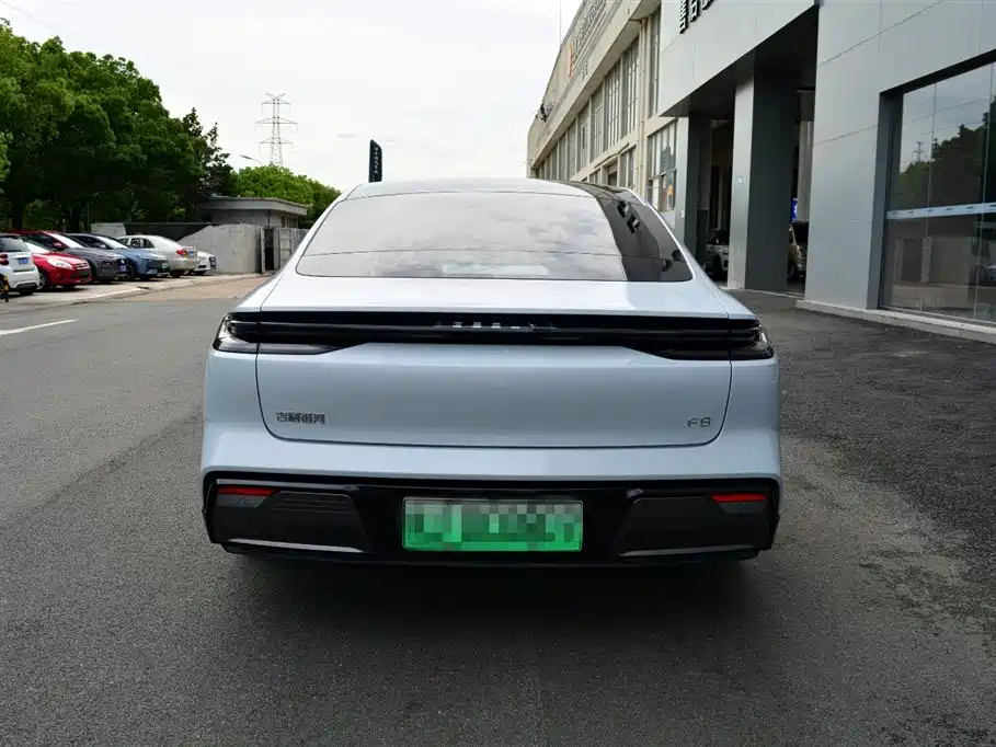 Фото 6 - Geely Galaxy Galaxy E8