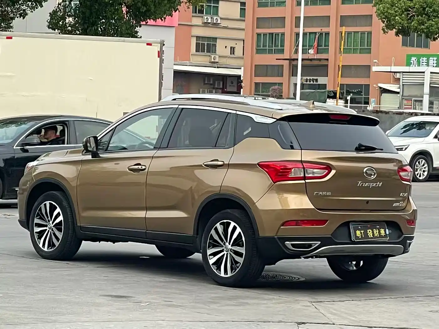 GAC Trumpchi Trumpchi GS4 2016 235T G-DCT Luxury Edition фото 7