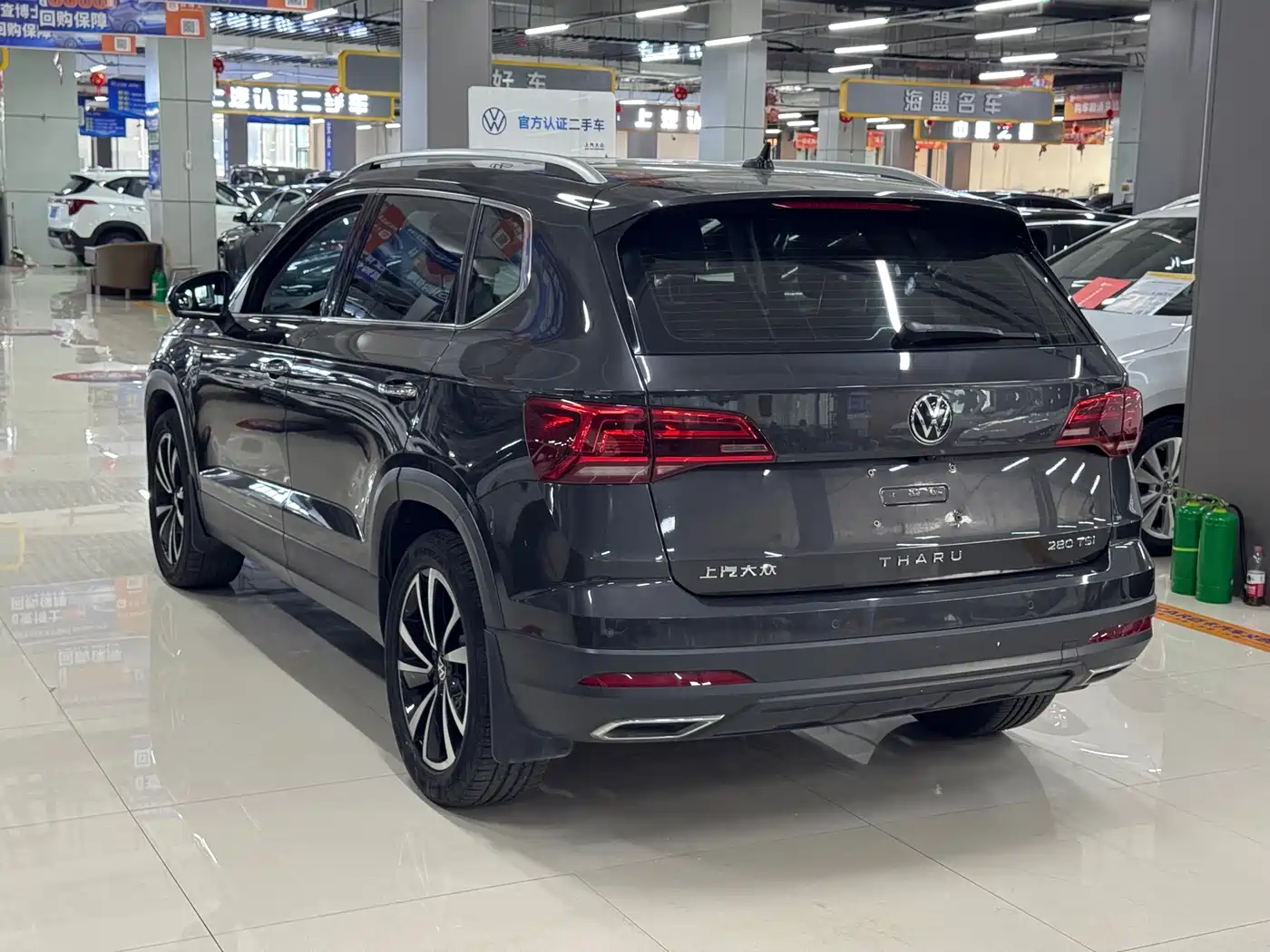 Volkswagen Tharu 2022 280TSI FWD Luxury Edition фото 8