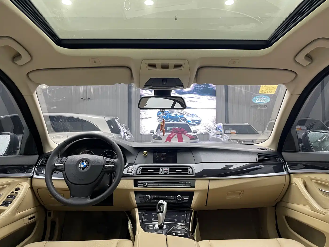 BMW 5 Series 2013 520Li Elegance фото 11