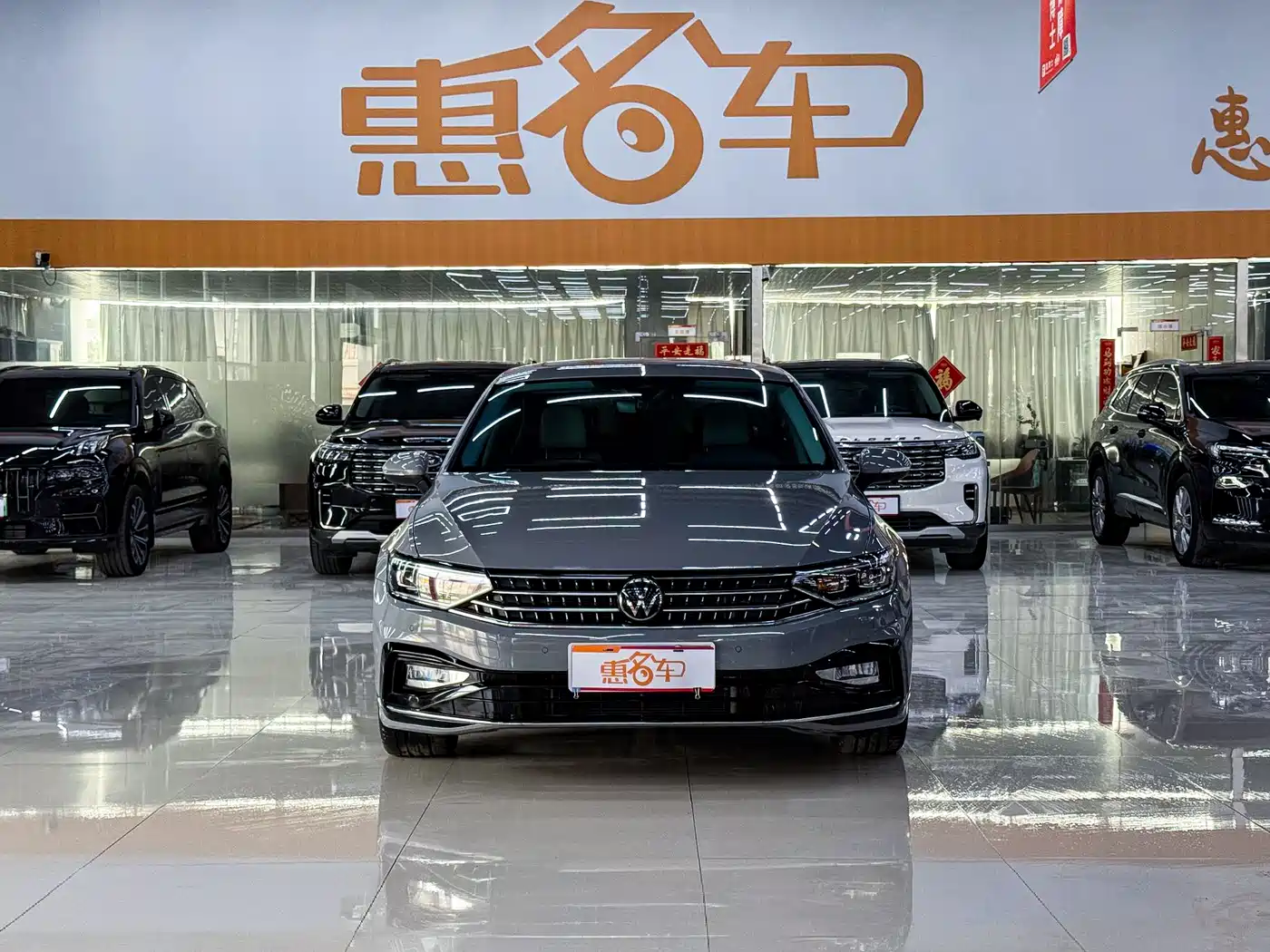 Volkswagen Magotan 2023 Model 2 Million Commemorative Edition 330TSI DSG Luxury фото 3