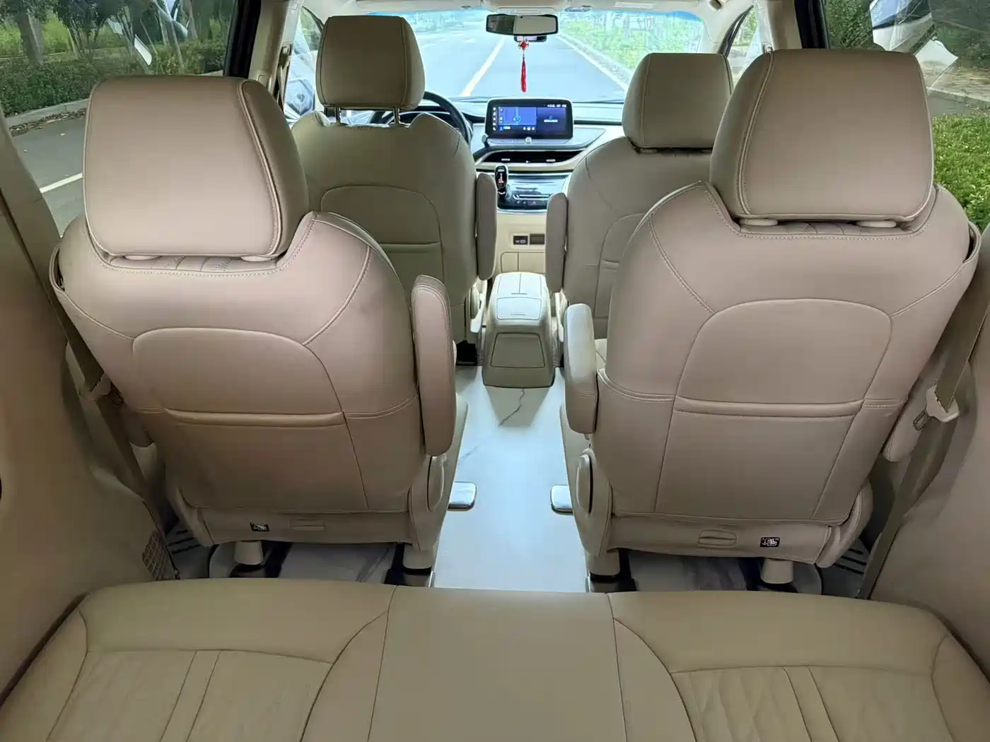 Фото 12 - Buick GL8