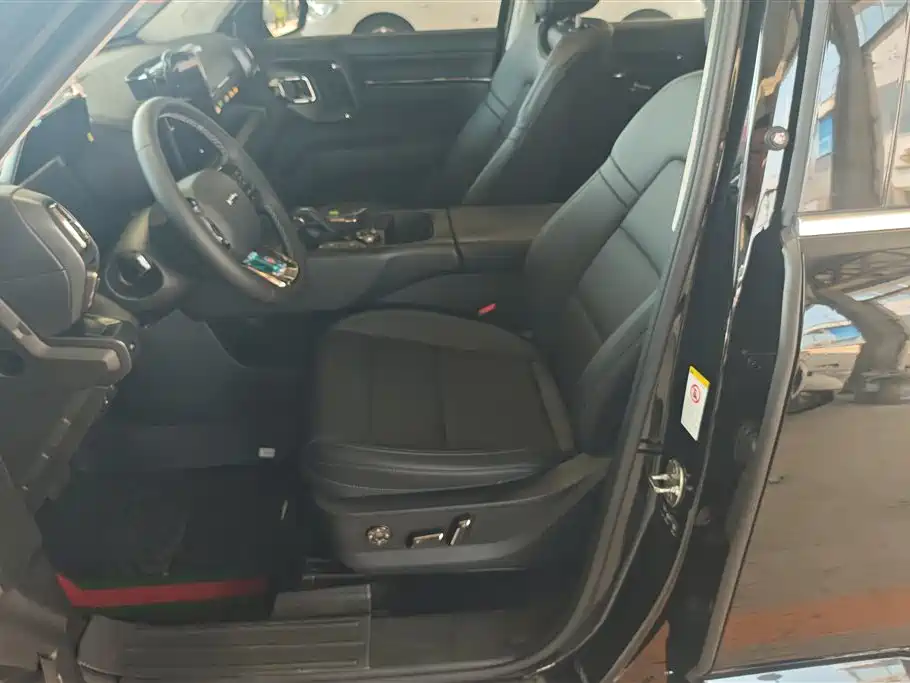 Haval Second-Generation Big Dog New Energy 2023 DHT-PHEV 105km Trendy Electric Edition Plus фото 9