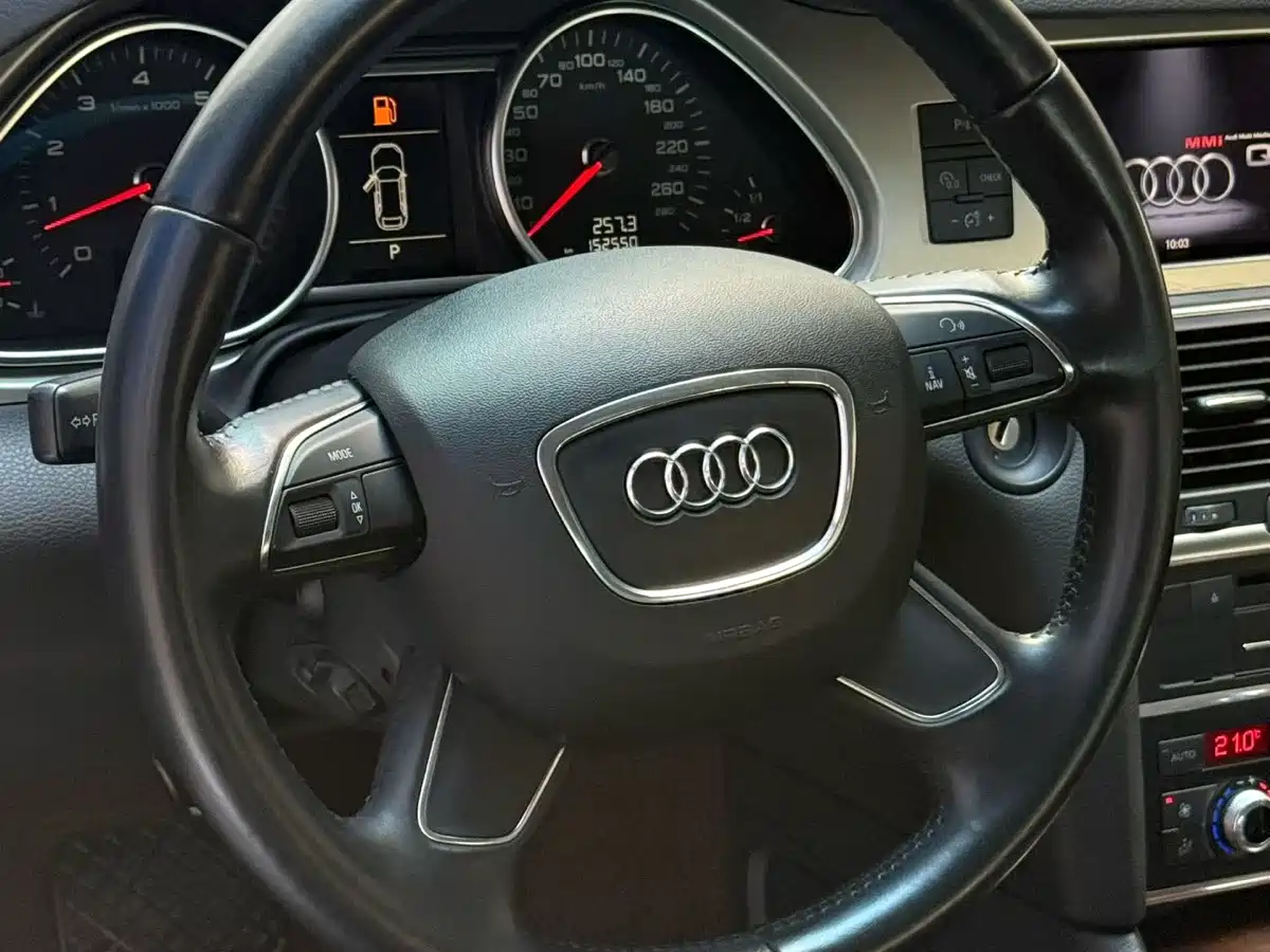 Фото 3 - Audi Q7