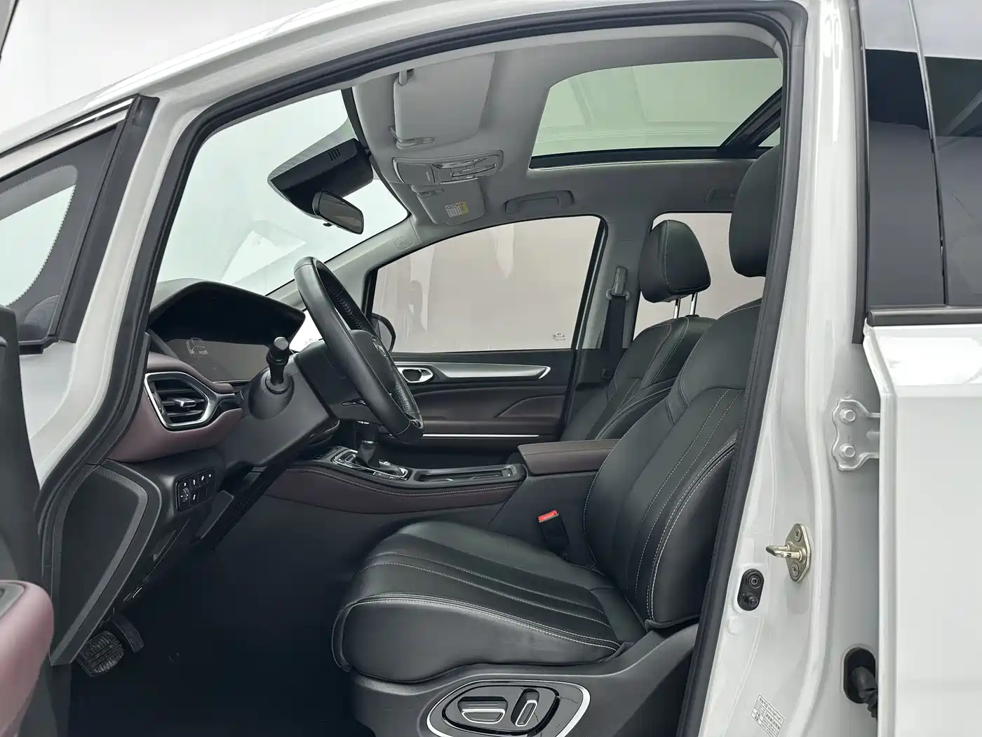 GAC TRUMPCHI TRUMPCHI M6