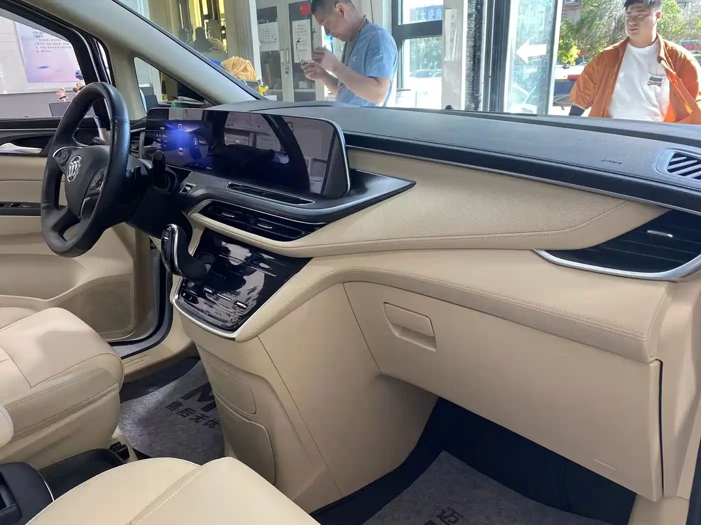 Buick GL8 2023 ES Landmaster Exclusive фото 6