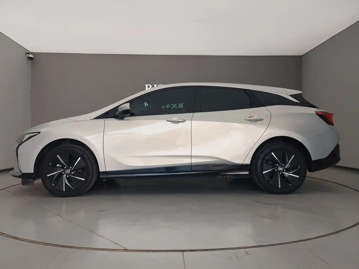 Buick Velite 6 2023 430km Premium Edition фото 8